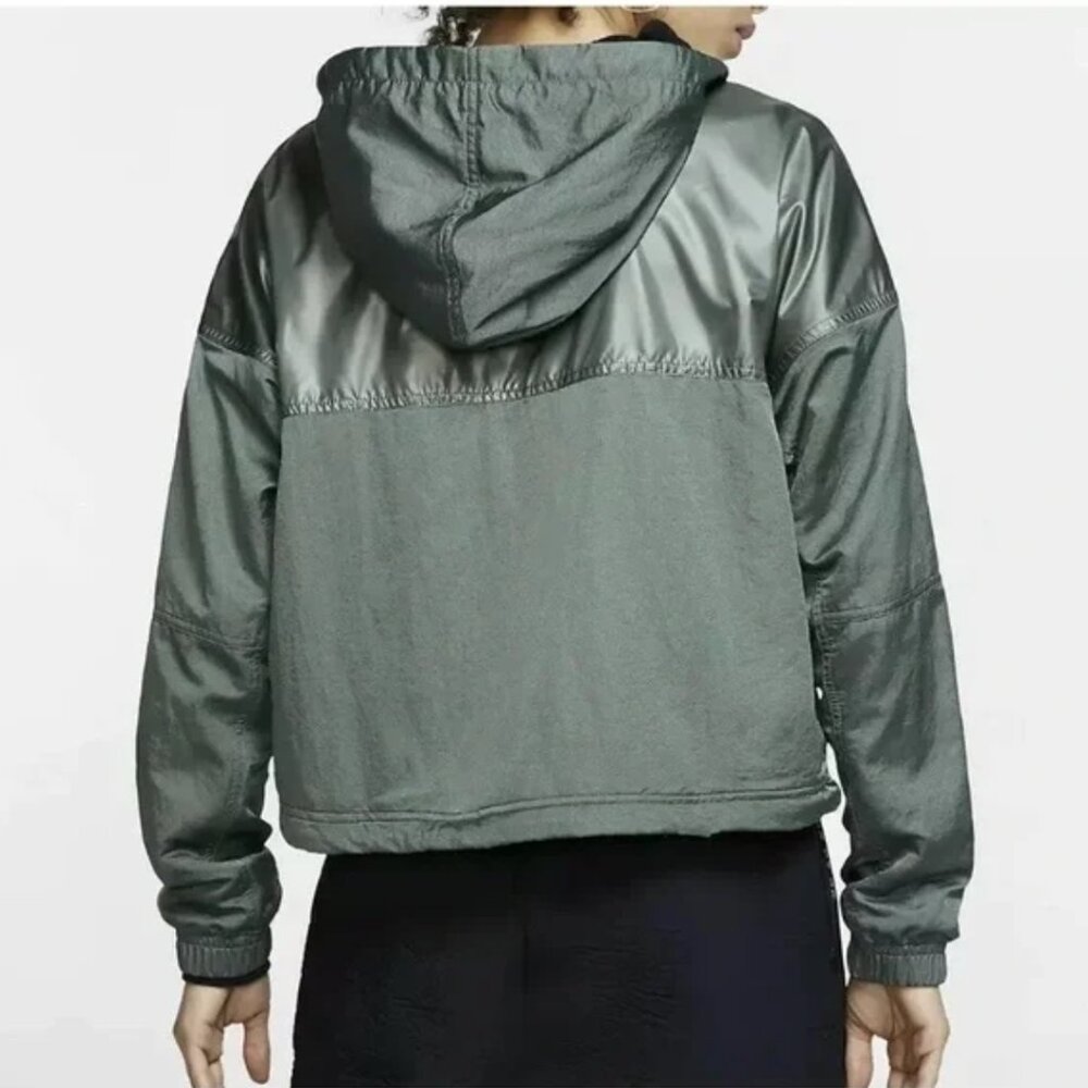Nike Windrunner Cargo Jacket - image 2
